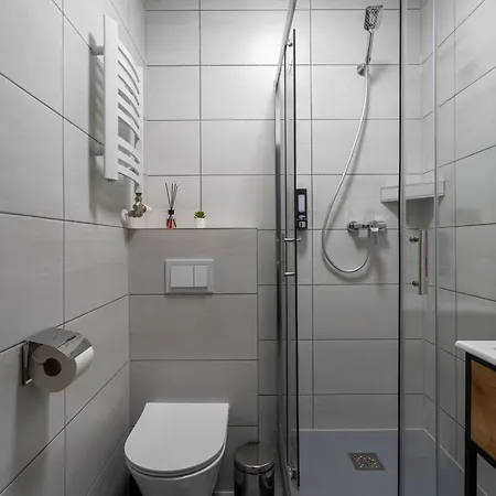 Serenity New كراكوفيا