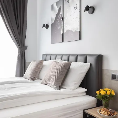 Serenity Elegant Apartments Krakow *